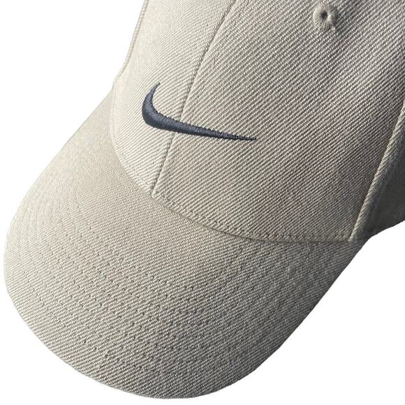 Nike Classic Adjustable Men's Hat - Picture 1 of 8